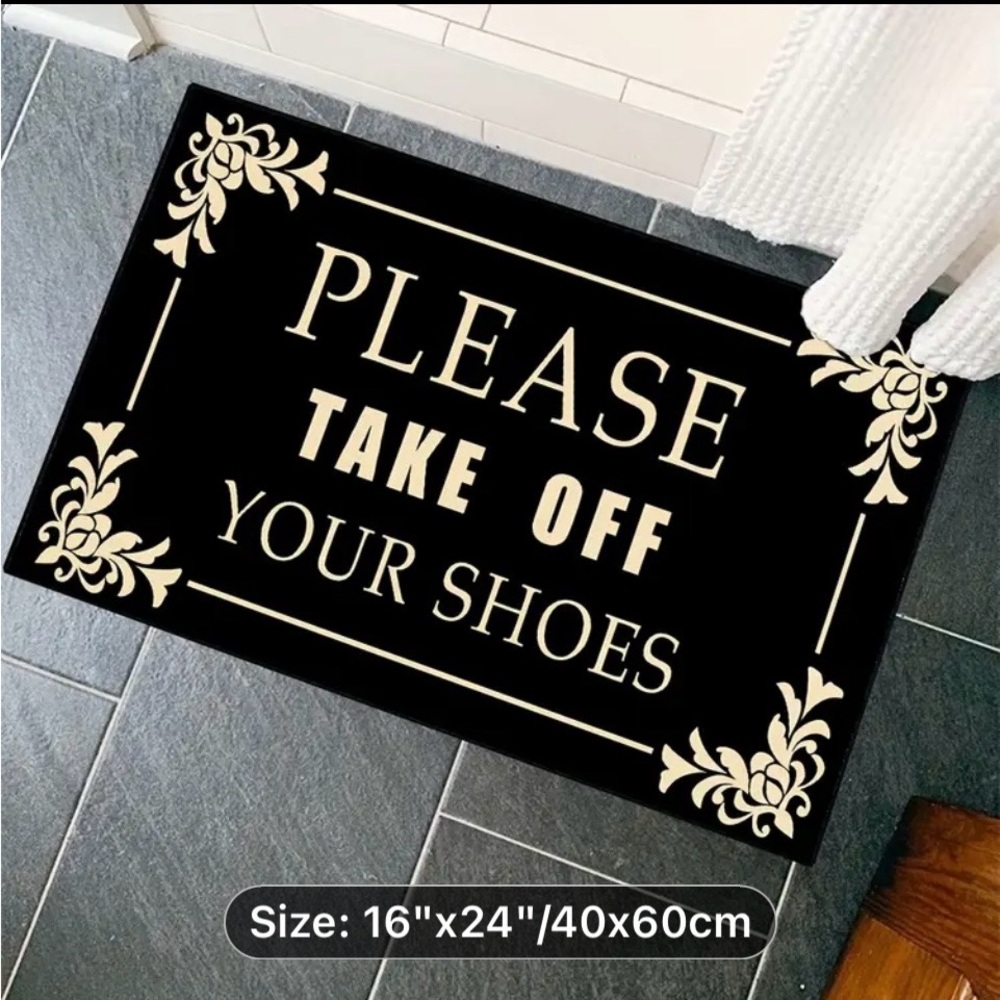 Indoor floor Mat black/white NWOT